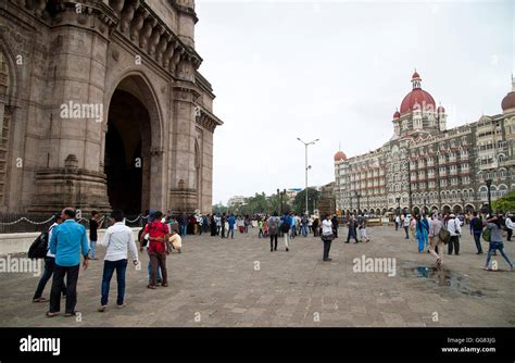 The Image Of Gateway Of India Monument And Taj Hotel In Mumbai India