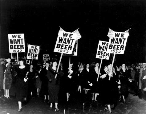 Pictures Of Prohibition 100 Years After 18th Amendment Passed — Quartz