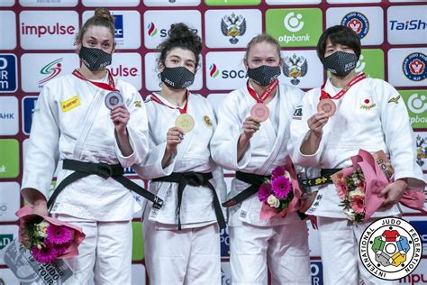 Copyright © 2021 カラオケうたてん all rights. 柔道サイト eJudo: 速報新井千鶴は3位、優勝は21歳タイマゾワが ...