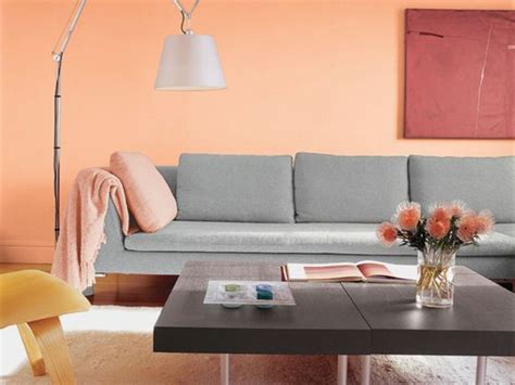 Paint your room blue to make it feel like a peaceful escape from the world. Wandfarbe Apricot - warm und gemütlich! - Archzine.net
