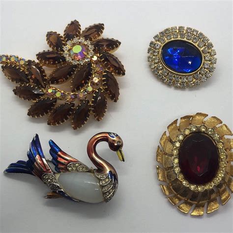 Beautiful Vintage Brooches Lot Of 4 Etsy Vintage Brooches Brooch