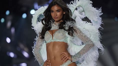 How A Victoria S Secret Model Got Into Shape For Yesterday S Show