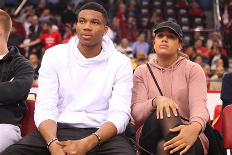 Greek Freak And Girlfriend Mariah Riddlesprigger Expecting A