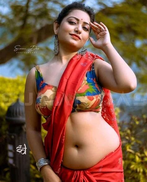 Hot Saree Navel