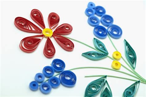 5 Supplies You Need To Start Quilling
