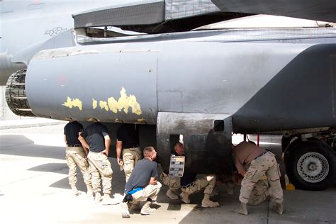 Reservists Help Fly Damaged B 1b Bomber To Repair Site Air Force
