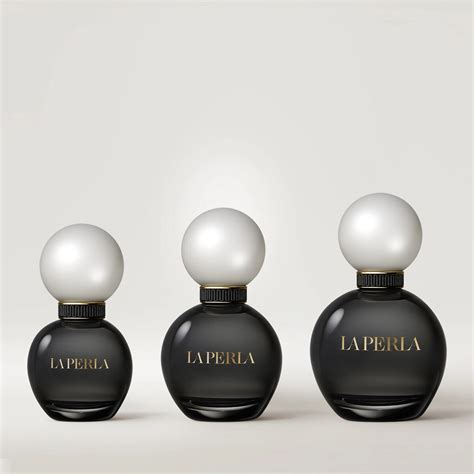 La Perla - 2021 » Reviews & Perfume Facts