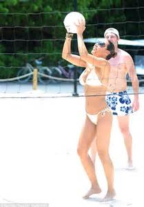 Melissa Gorga Plays Volleyball Ain Jamaica As Teresa Giudice Sits In