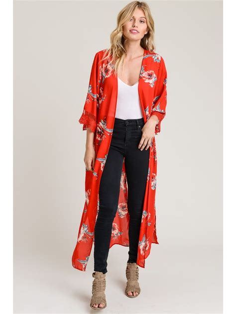 32 Red Kimono How Cute Is This Kimono The Color Is Stunning And You