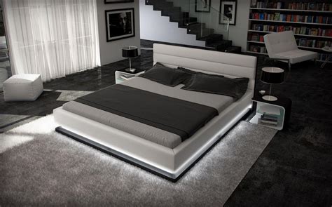 Liegefläche in 140 x 200 cm. Designer Bett Moonlight Bettgestell mit LED Beleuchtung ...