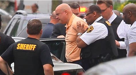 Officer Shoots Ex Wife Off Duty Nj Police Officer Accused Of Murdering Ex Wife In Front Of
