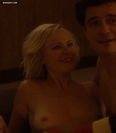Malin Akerman Nude In Tv Series Easy Nudbay