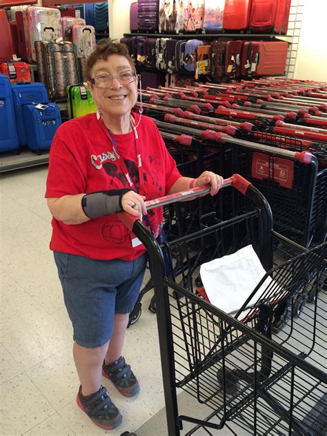 working at tj maxx benefits - Danyel Penn