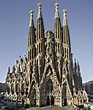Gaudi, Sagrada Familia | Sagrada familia, Architecture d'église ...