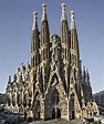 Gaudi, Sagrada Familia | Sagrada familia, Architecture d'église ...