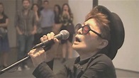 Yoko ono cantando IMPERFECTO de RESANTA! - YouTube
