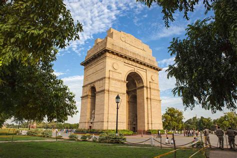 Top 10 Delhi Attractions And Places To Visit