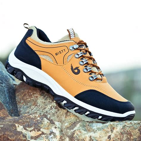 2017 New Travel Men Outdoor Walking Shoes Men Classic Trend Board Shoes