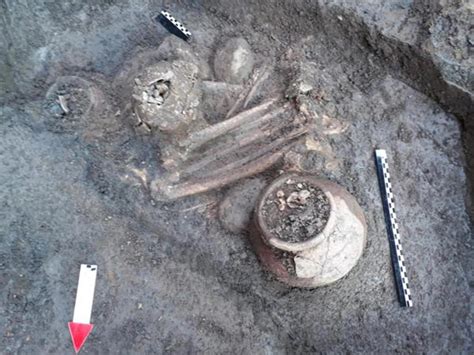 desenterraron una tumba indígena de hace 2 000 años infobae