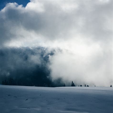 Fotos Gratis Paisaje Montaña Nieve Frío Nube Cielo Luz De Sol