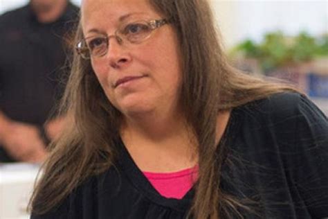 former clerk who was jailed for refusing to issue marriage licenses to same sex couples ordered