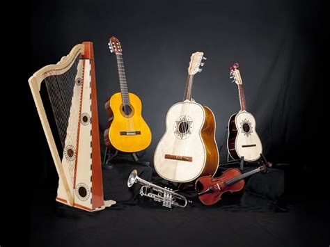 Los Instrumentos De Un Mariachi ️