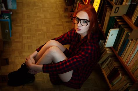 2048x1365 Women Redhead Women With Glasses Portrait Wallpaper Coolwallpapersme