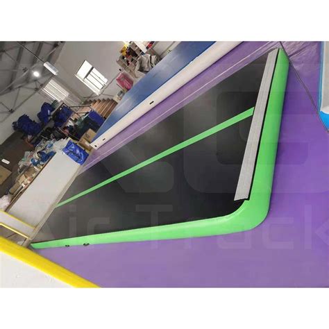 Unsere trainingsmatte besteht aus doppelwandigem material (auch als. Einzigartige Hallo-q Regenbogen 8x1m Airtrack 3m 4m 5m 9m ...