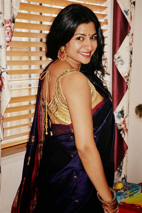 Sleeveless Saree Blouse Gallery Photos Actress Saree Photossaree Photoshot Saree Photos