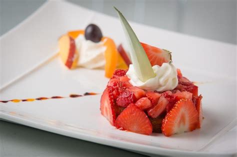 Legume Bio Fruit Salad Strawberry Desserts Food Cookout Restaurant