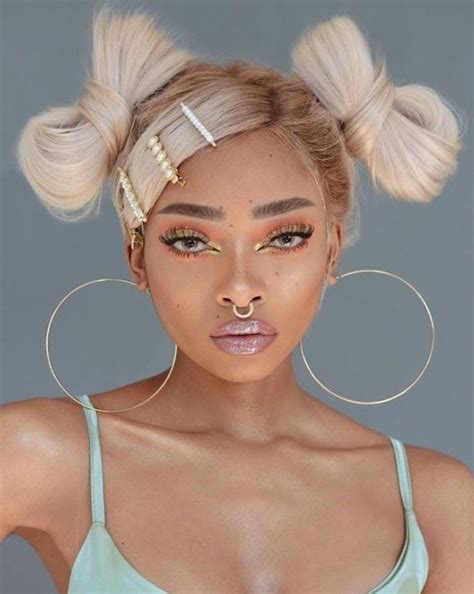 20 Women Space Bun Hairstyles You Can Copy Right Now Viviehome Hair