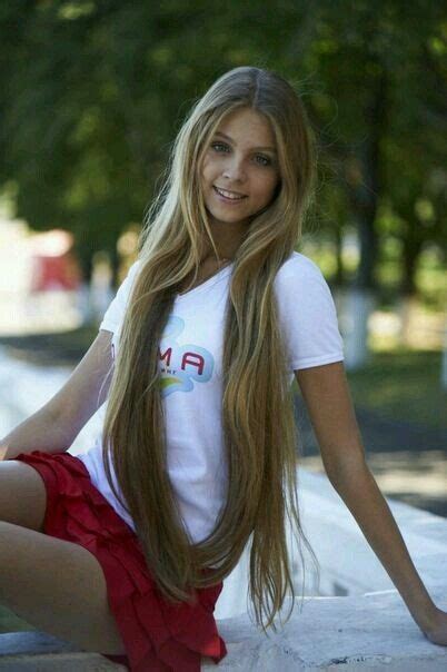 Omgher Hair Is So Amazing Long Hair Styles Long Hair Women Indian