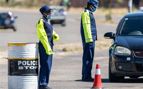 Beitbridge Thieving Cops On The Run Newsday Zimbabwe
