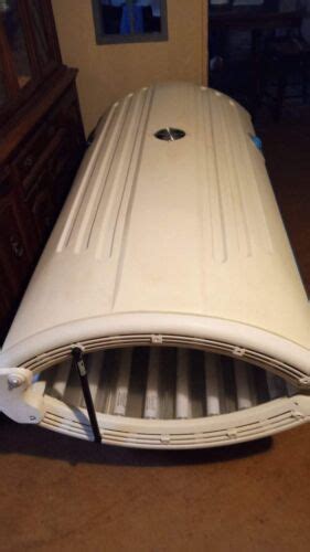Sunquest Wolf Tanning Bed EBay