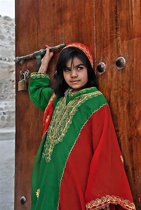 A Bahraini Girl Wearing Traditional Dress Smithsonian Photo Contest