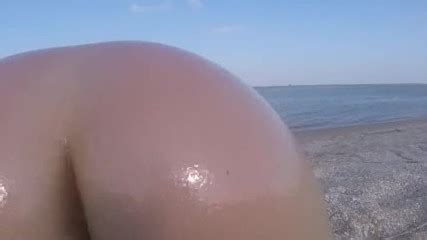 Naked On Beach Butt Boobs Oiled Wet Hole Farts Foxporns Net