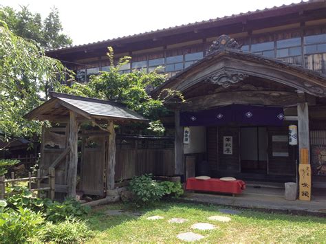 Japanese house entrance design 18 subtle asian entrance designs that will invite you inside. Mon, a Japanese entrance is one of the most important part ...