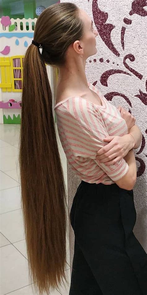 Pin By Jeffrey Torres On Super Long Hair Sexy Long Hair Really Long