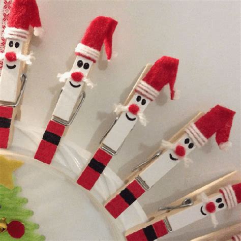 22 inspiraties voor leuke kerstdecoraties met halve wasknijpers knutselen kerst knutselen