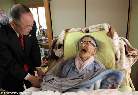 world s oldest person jiroemon kimura celebrates his 116th birthday and becomes longest living