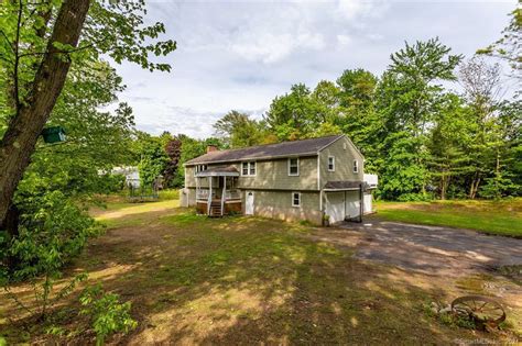 40 Harmony Hill Rd Granby Ct 06035 Mls 170387311 Redfin