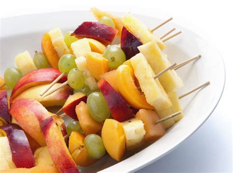 Recette brochettes de fruits à griller Marie Claire