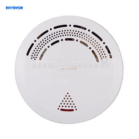 A dependable fire and smoke alarm is essential for a safe home. DIYSECUR YG 03 Wireless Smoke Detector for Our Related ...