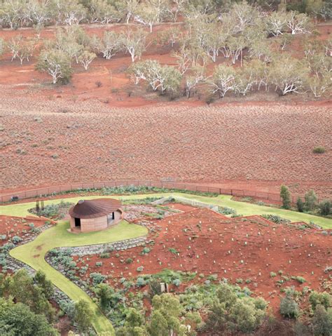 The Great Wall Of Wa By Luigi Rosselli Architects Wowow Home Magazine