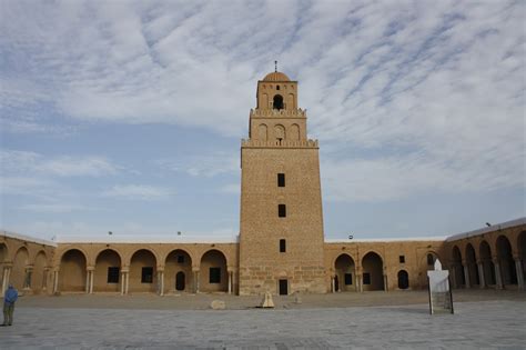 مسجد عقبة بن نافع Mariubuyana
