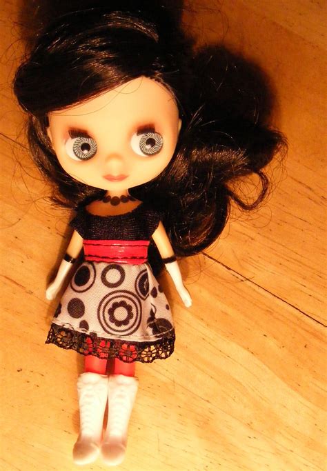 To buy newer blythe releases you can always buy them direct junie moon, the official shop for blythe in japan. The (un-named at the mo') Littlest Pet Shop Blythe doll ...