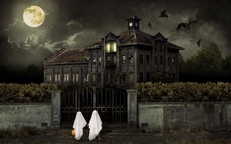 Halloween Scary House Wallpapers Hd Wallpapers Id 10411