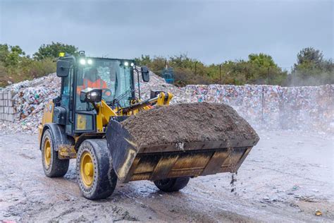 Cat Reveals New Next Generation 906 907 And 908 Compact Wheel Loaders