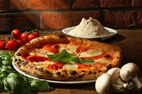 La Vera Pizza Napoletana Receta De Una Maestra Pizzera Buena Vibra