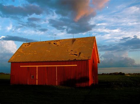 Barn At Sunset — Fotopedia Country Barns Barn Red Barns
